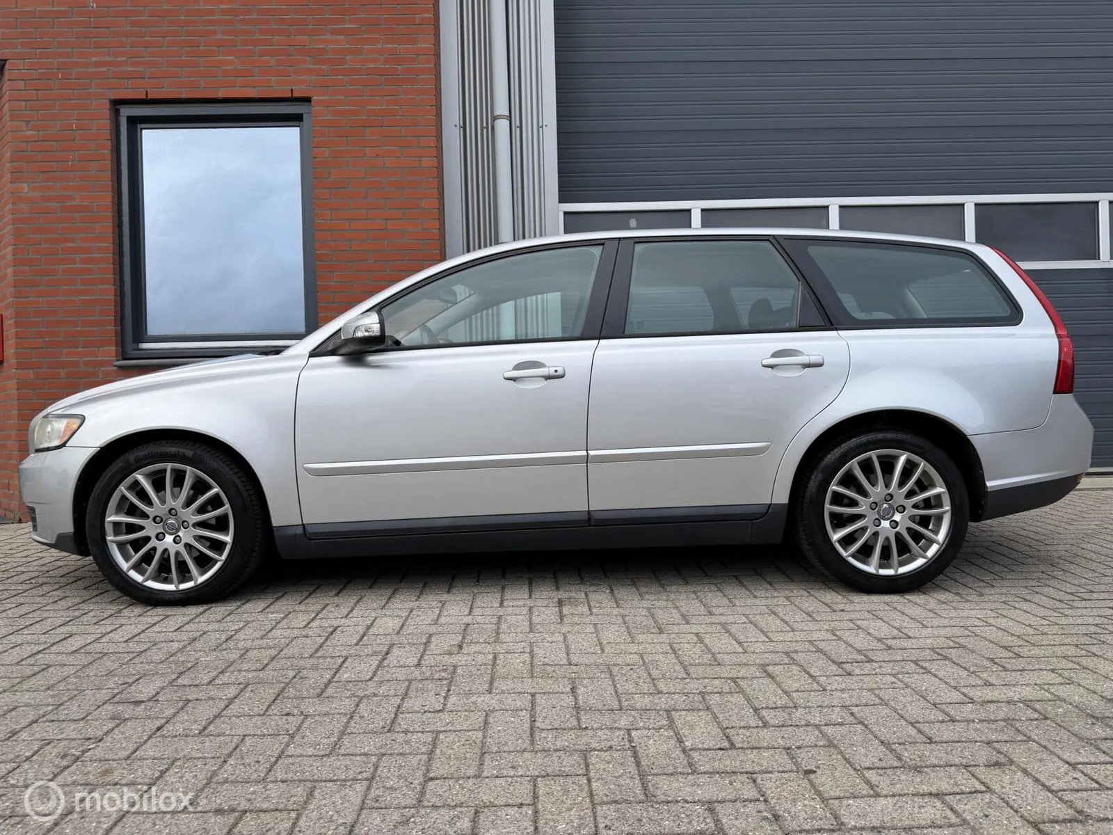 Volvo V50 (2009) — foto 1