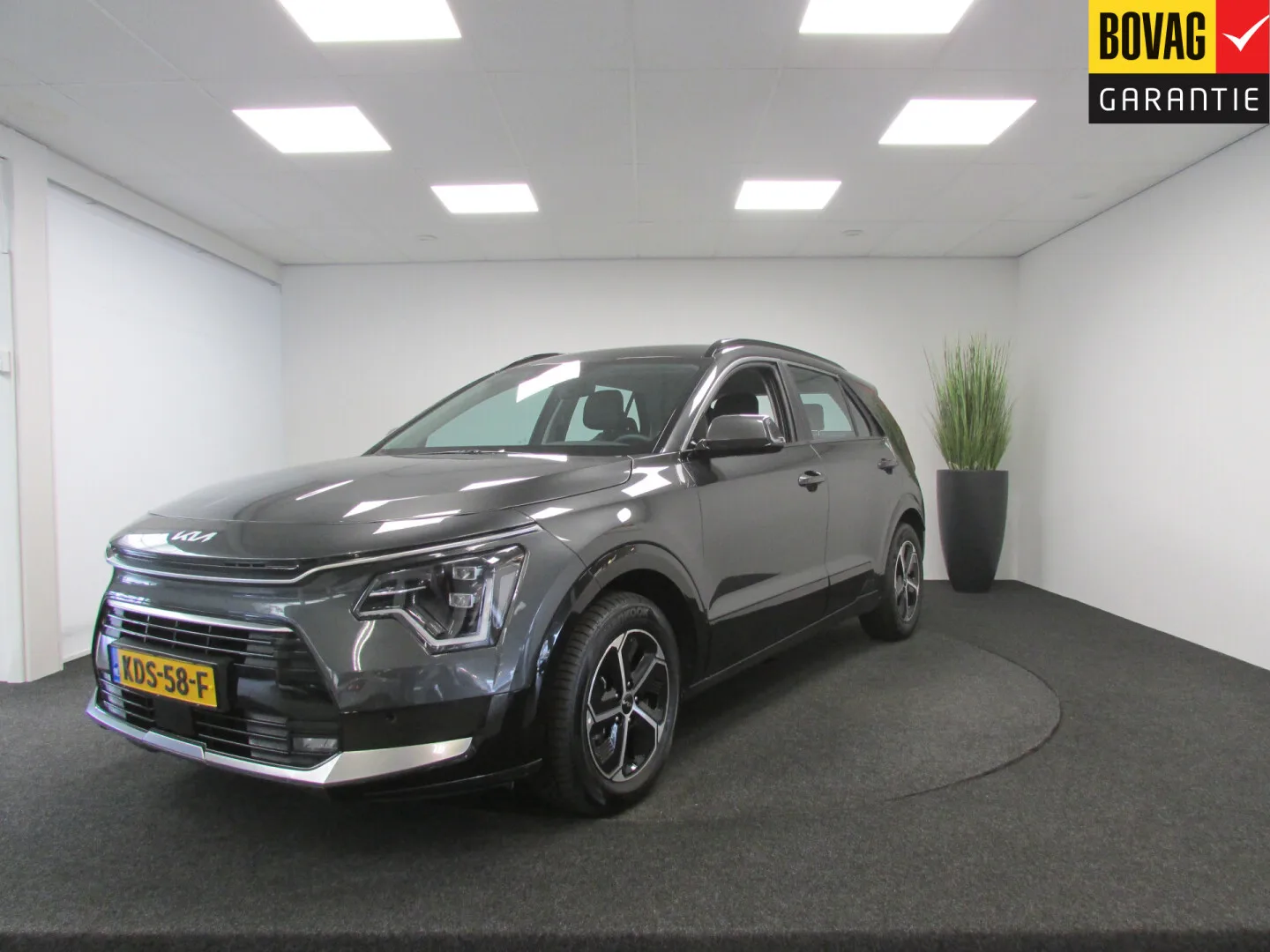 Kia Niro (2025) — foto 1