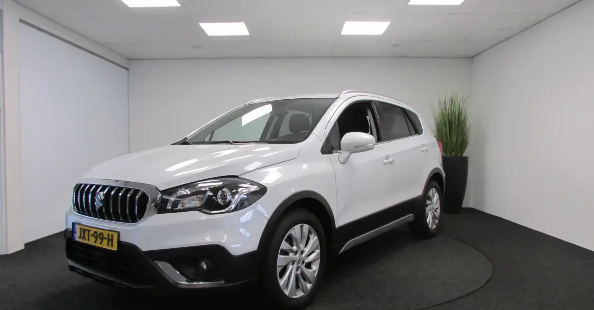 Suzuki S-Cross (2020) — foto 1