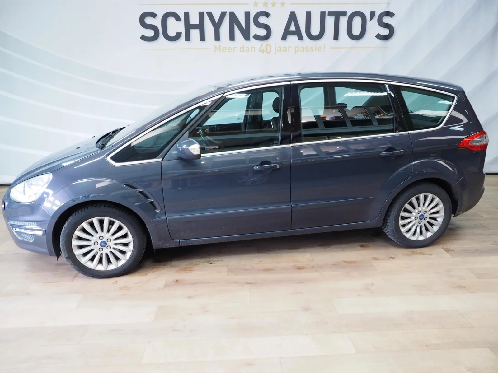 Ford S-Max (2011) — foto 1