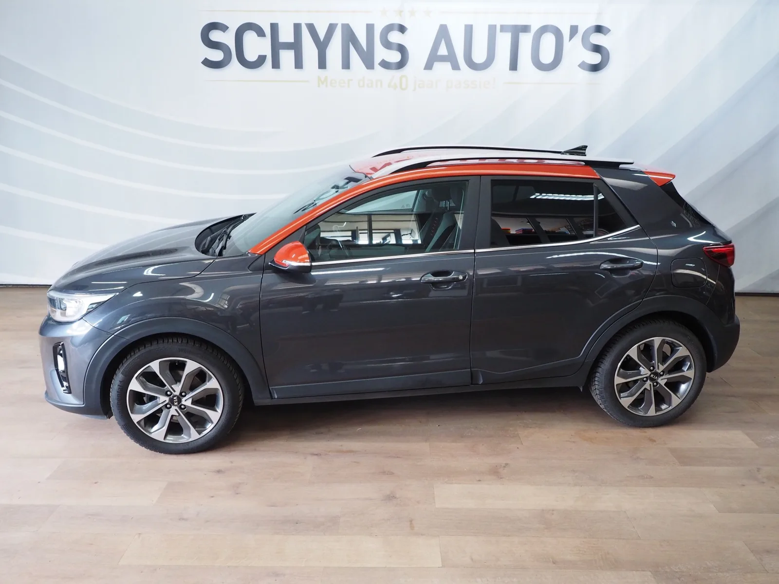 Kia Stonic (2021) — foto 1
