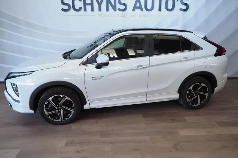 Mitsubishi Eclipse Cross (2022)
