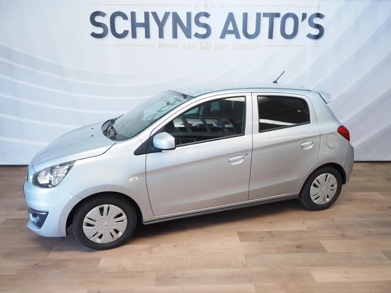 Mitsubishi Space Star (2017) — foto 1