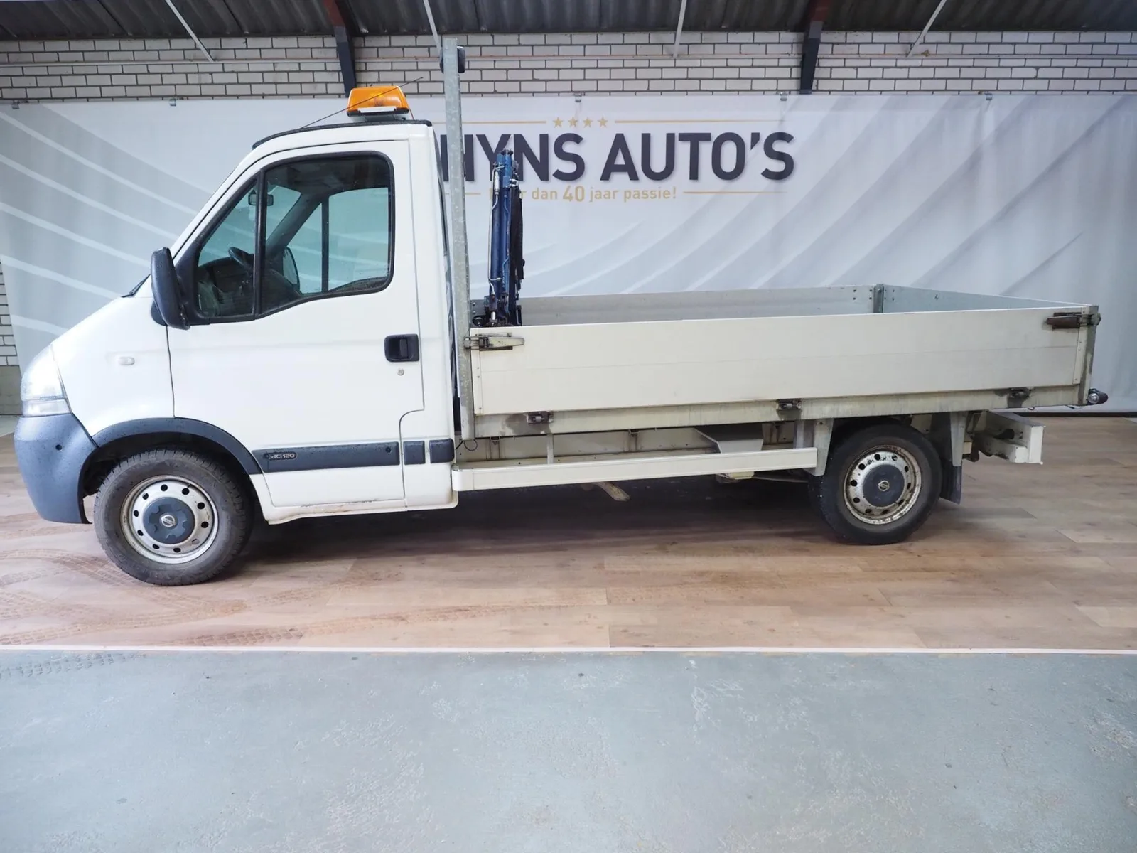 Nissan Interstar (2008) — foto 1