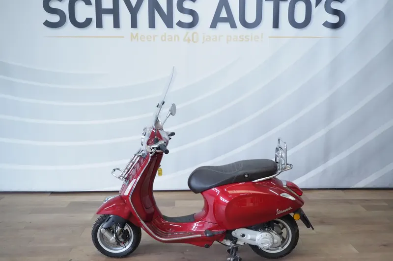 Vespa Primavera (2018)