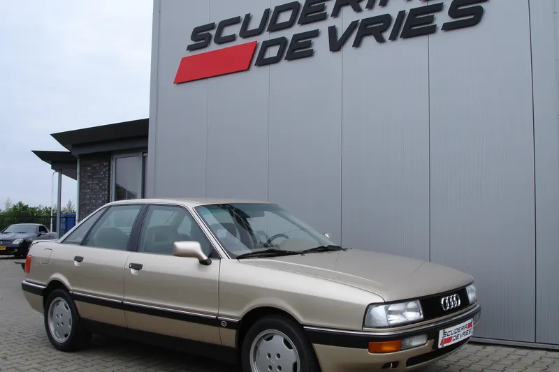 Audi 90 (1990)