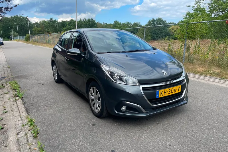Peugeot 208 (2016)