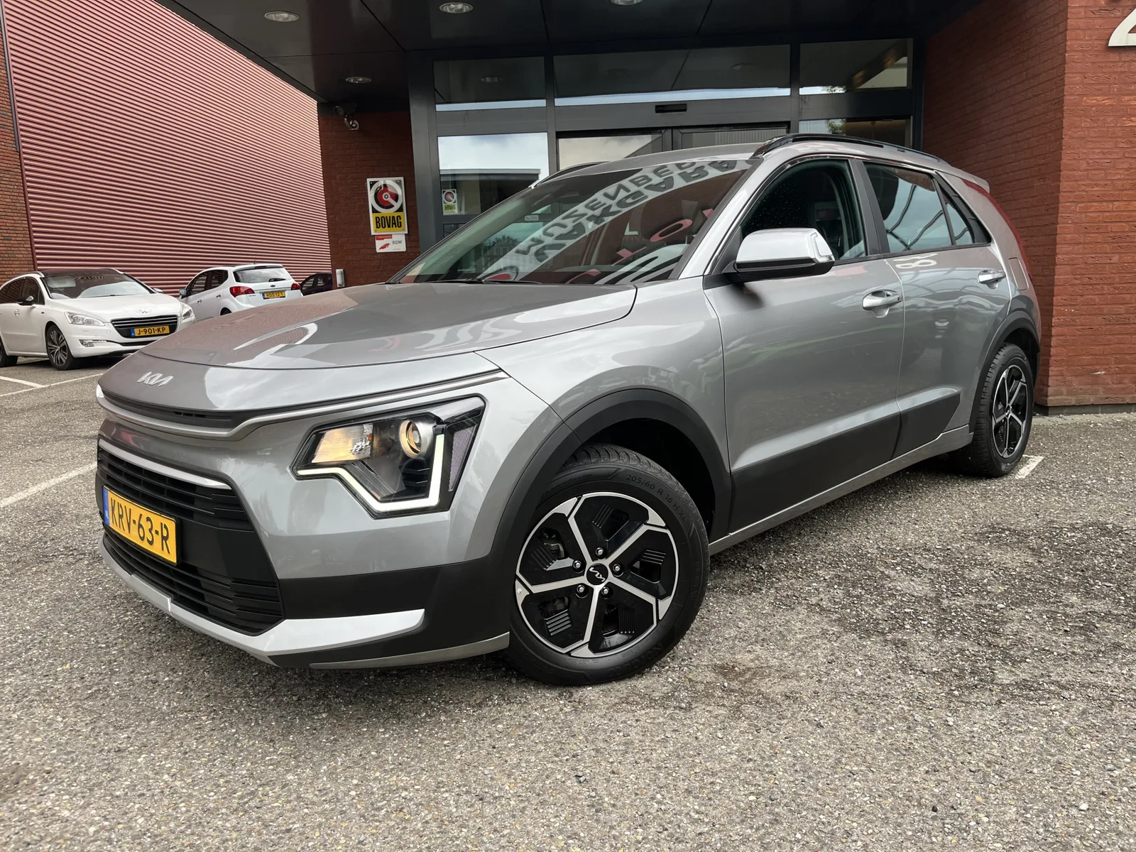 Kia Niro (2024) — foto 1