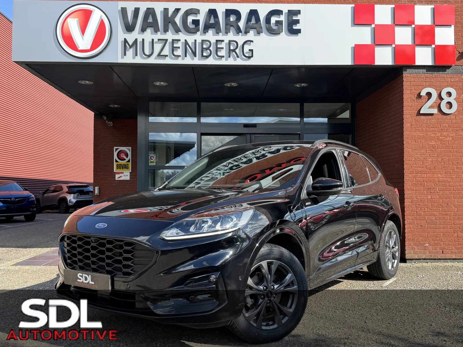 Ford Kuga (2022) — foto 1