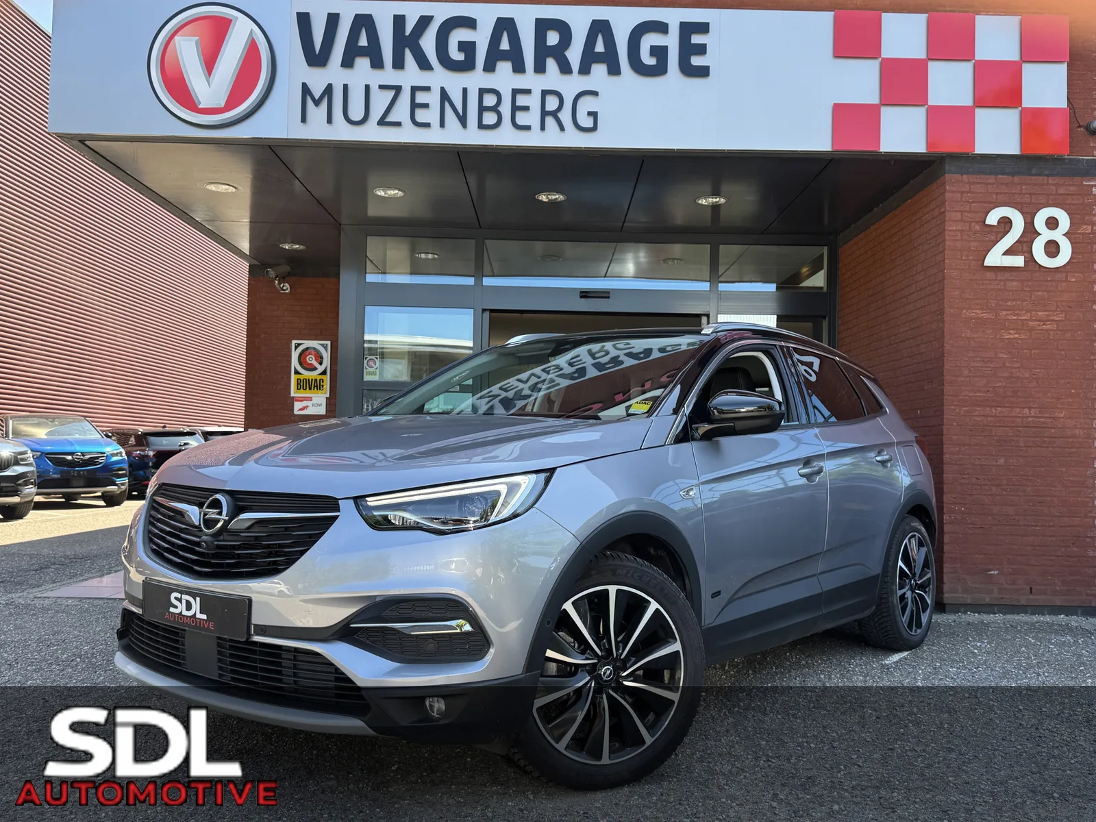 Opel Grandland X (2020) — foto 1