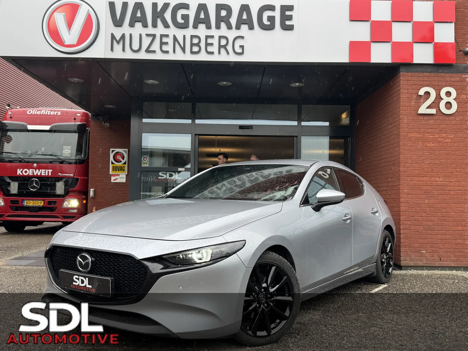 Mazda 3 (2019) — foto 1
