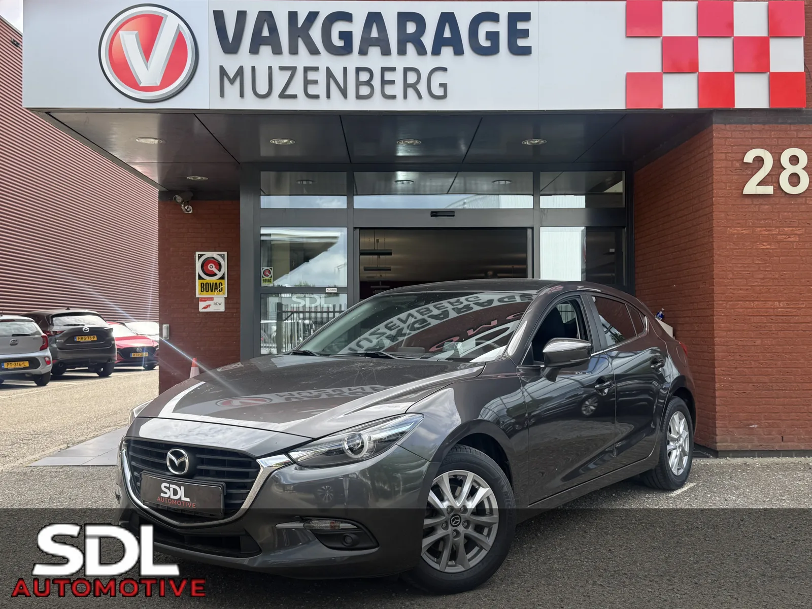 Mazda 3 (2018) — foto 1