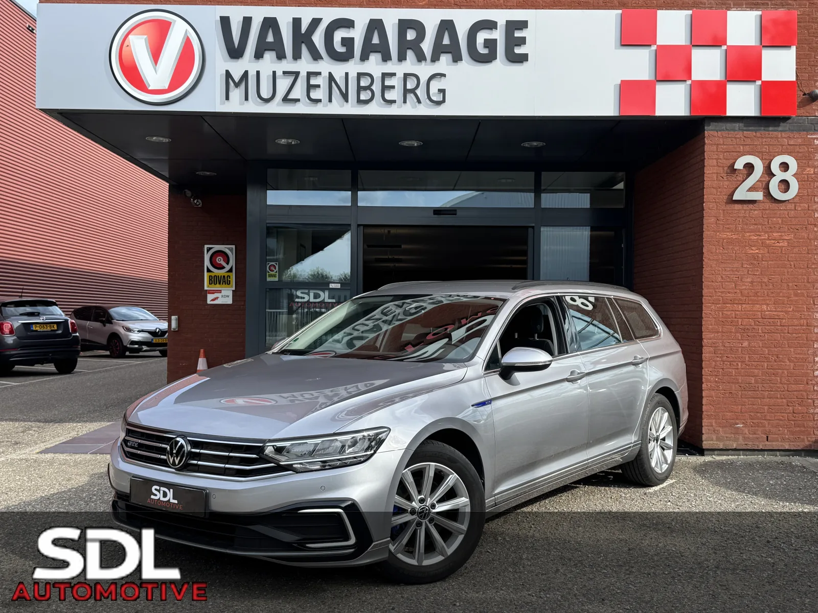 Volkswagen Passat (2022) — foto 1