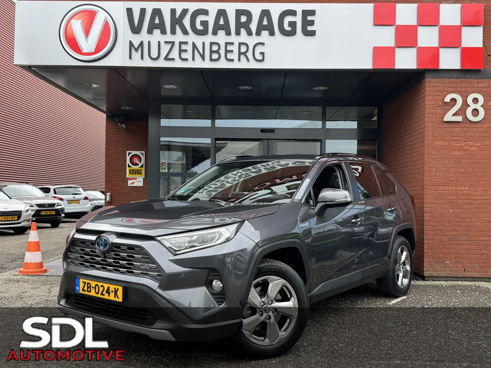 Toyota RAV4 (2019) — foto 1