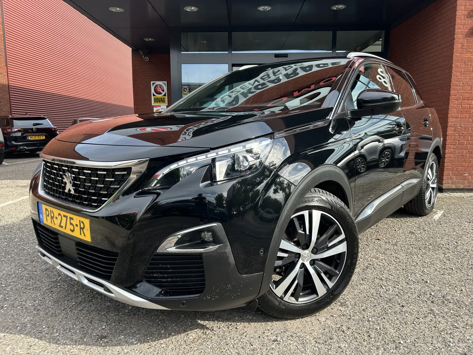 Peugeot 3008 (2017) — foto 1