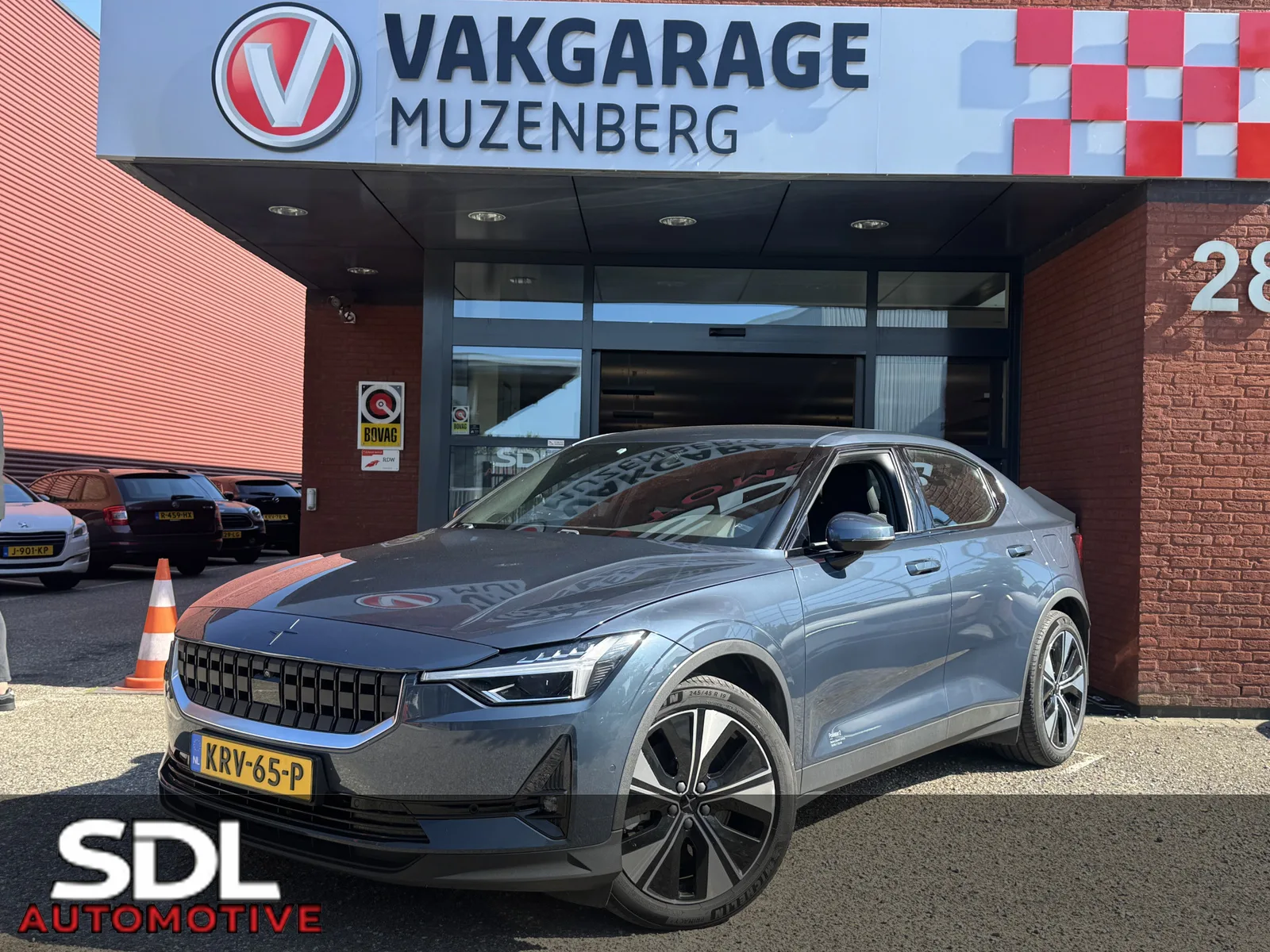 Polestar 2 (2023) — foto 1
