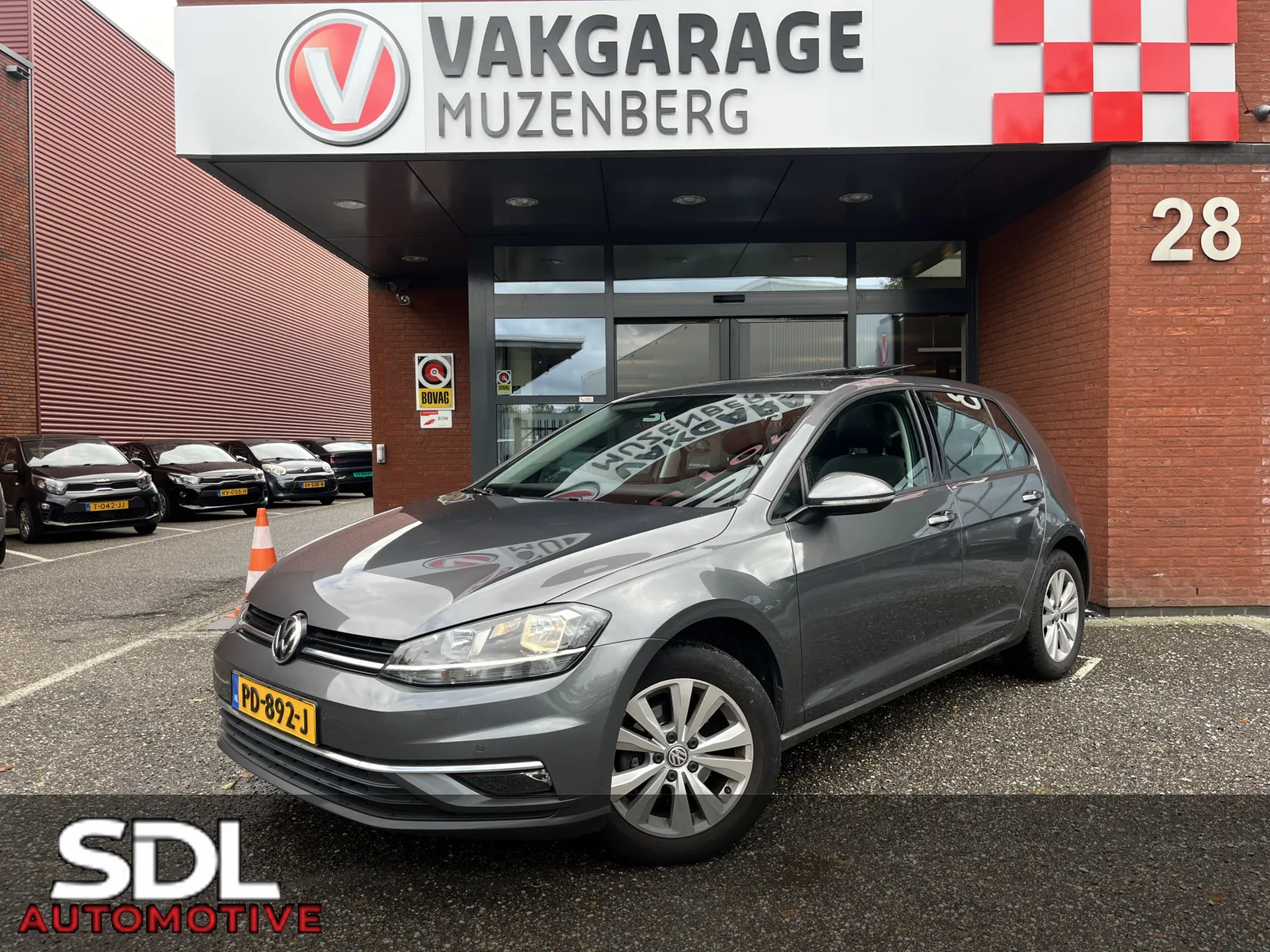 Volkswagen Golf (2017) — foto 1