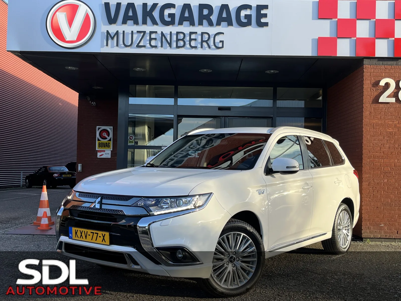 Mitsubishi Outlander (2020) — foto 1