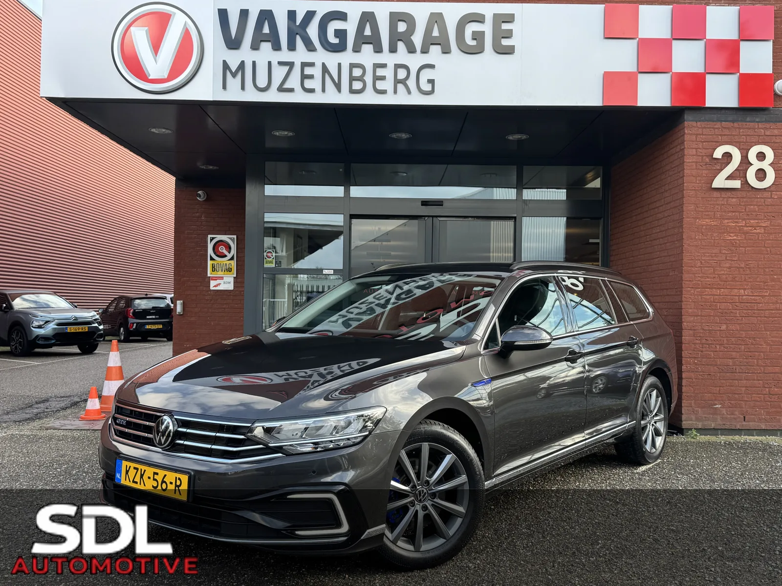 Volkswagen Passat (2022) — foto 1