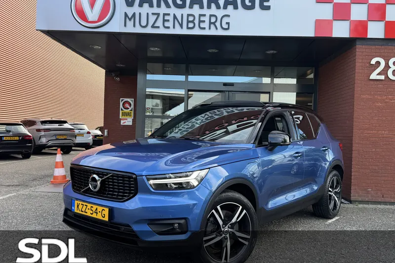 Volvo XC40 (2021)
