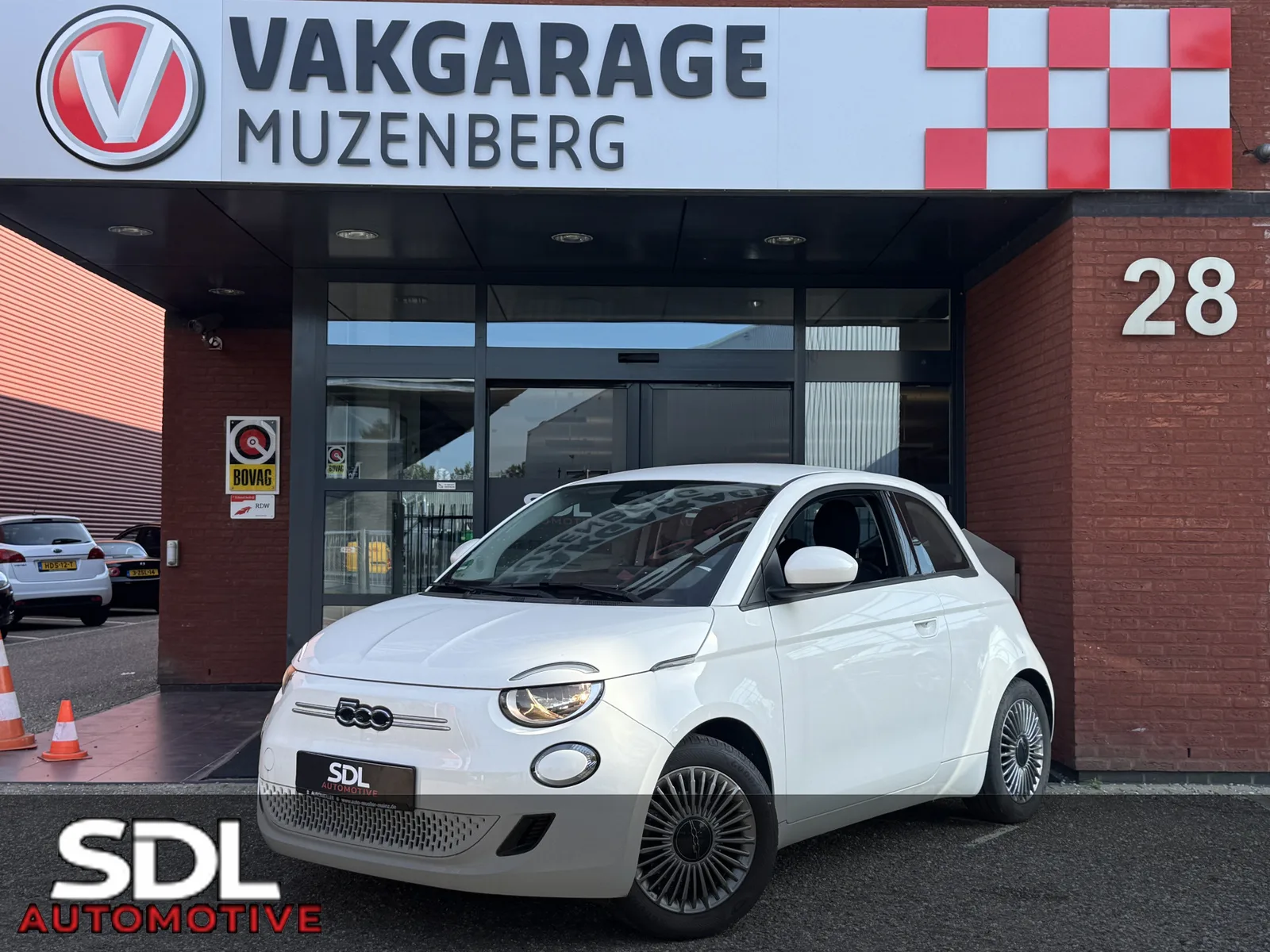 Fiat 500e (2023) — foto 1