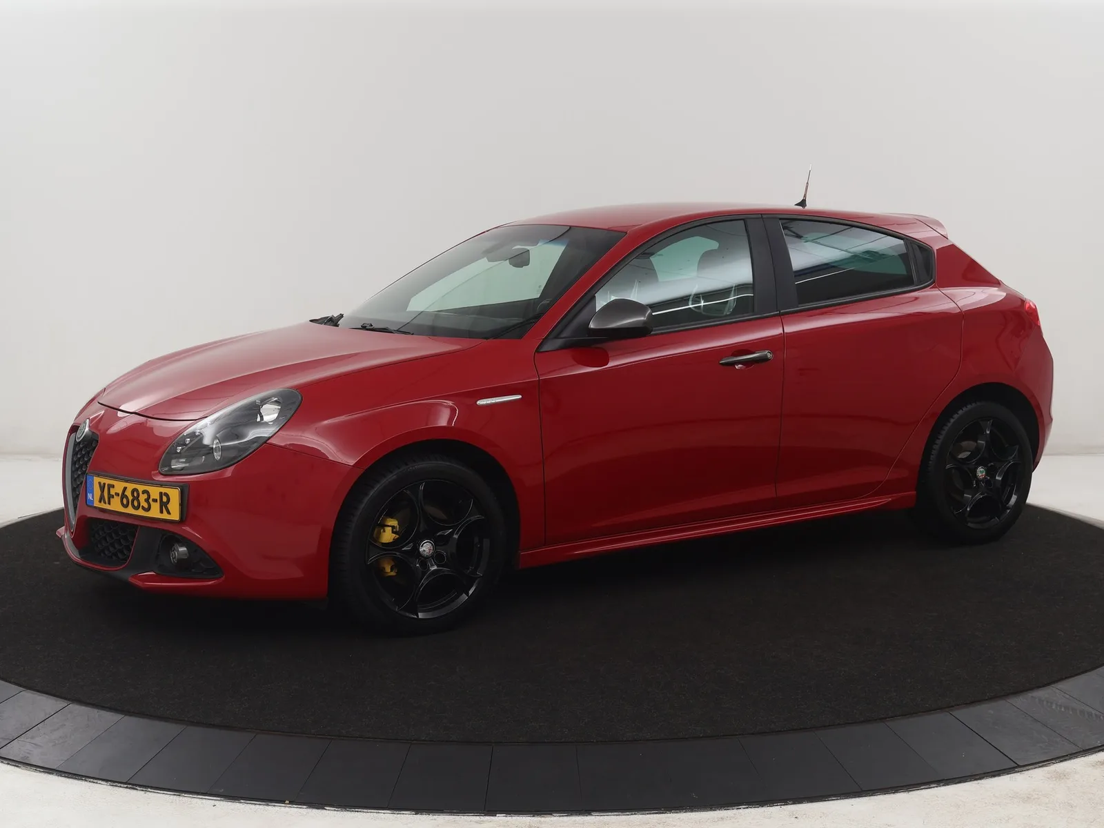 Alfa Romeo Giulietta (2016) — foto 1