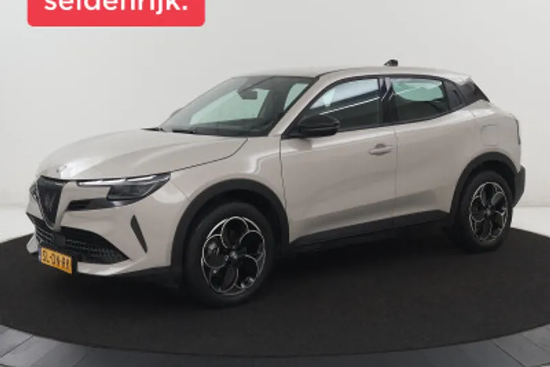 Alfa Romeo Junior (2025)