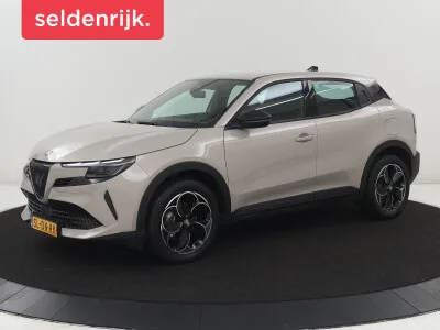 Alfa Romeo Junior (2025) — foto 1