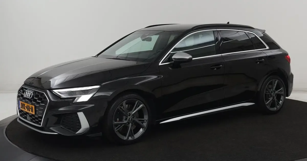 Audi A3 (2020) — foto 1