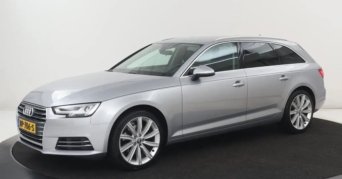 Audi A4 (2017) — foto 1