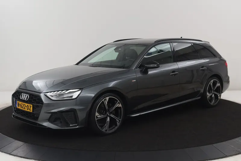 Audi A4 (2021)