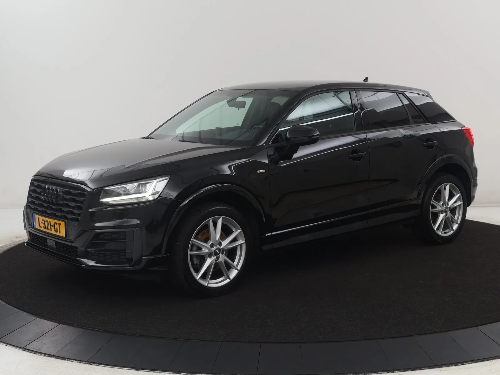 Audi Q2 (2018) — foto 1