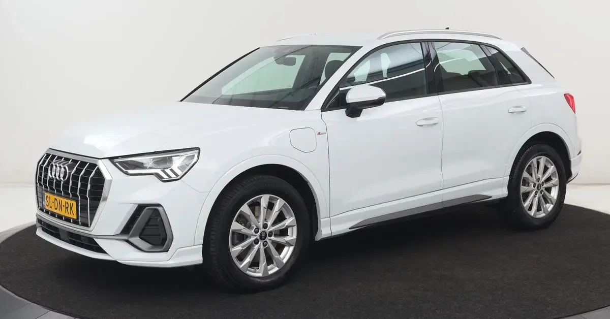 Audi Q3 (2022) — foto 1