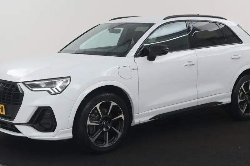 Audi Q3 (2023)