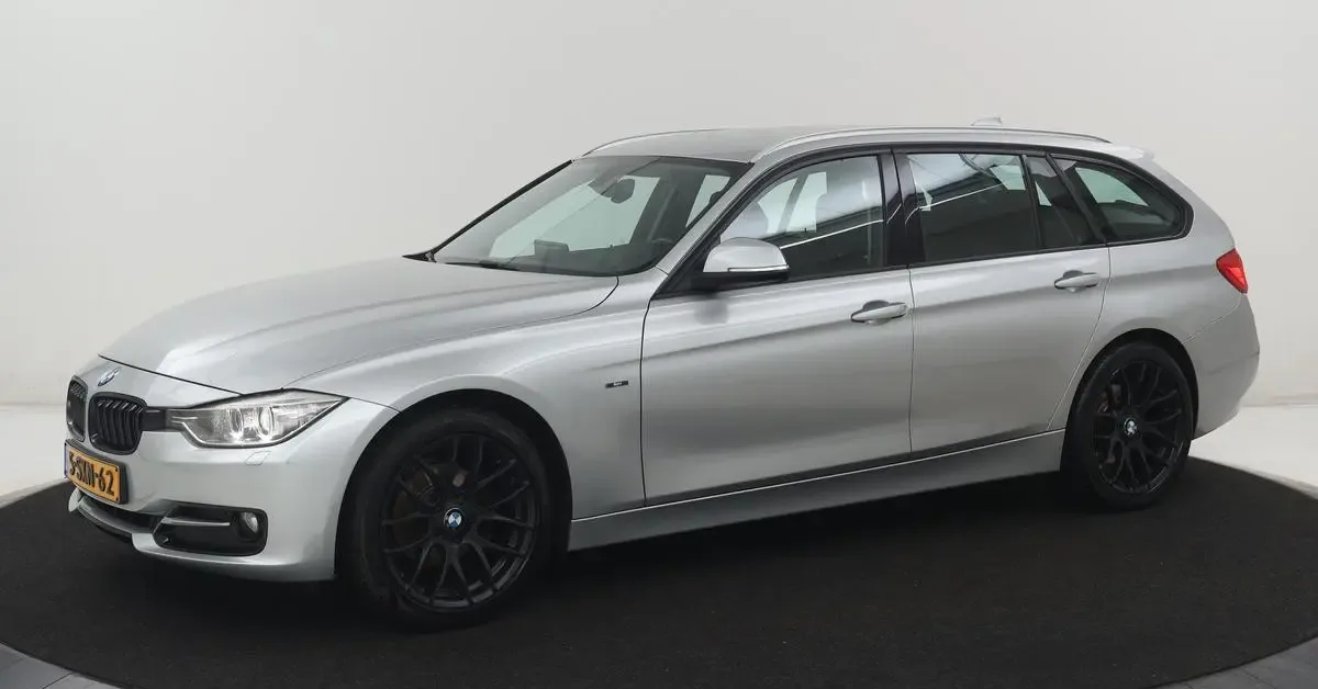 BMW 3-Serie (2014) — foto 1