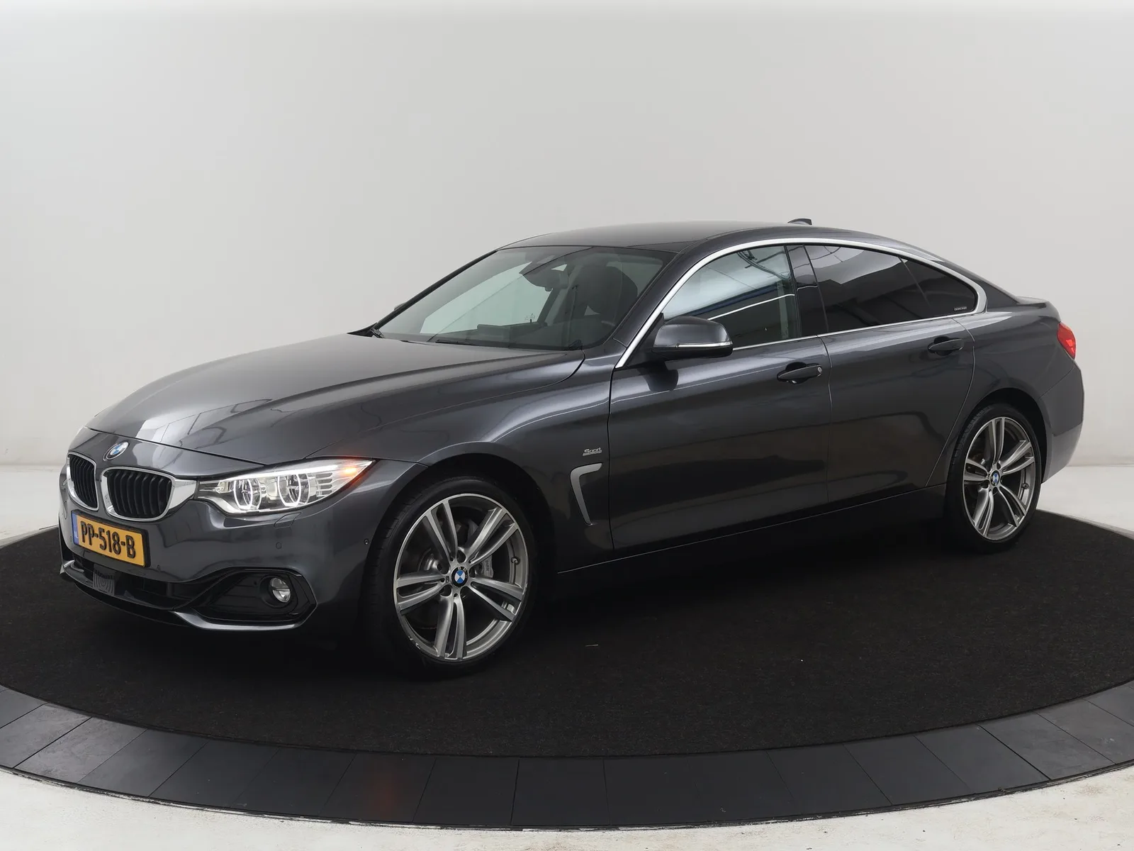 BMW 4-Serie Gran Coupé (2015) — foto 1