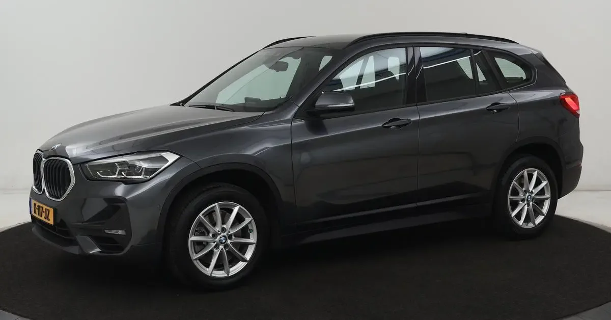 BMW X1 (2021) — foto 1