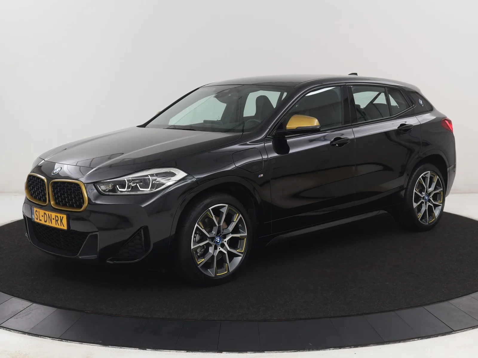 BMW X2 (2023) — foto 1