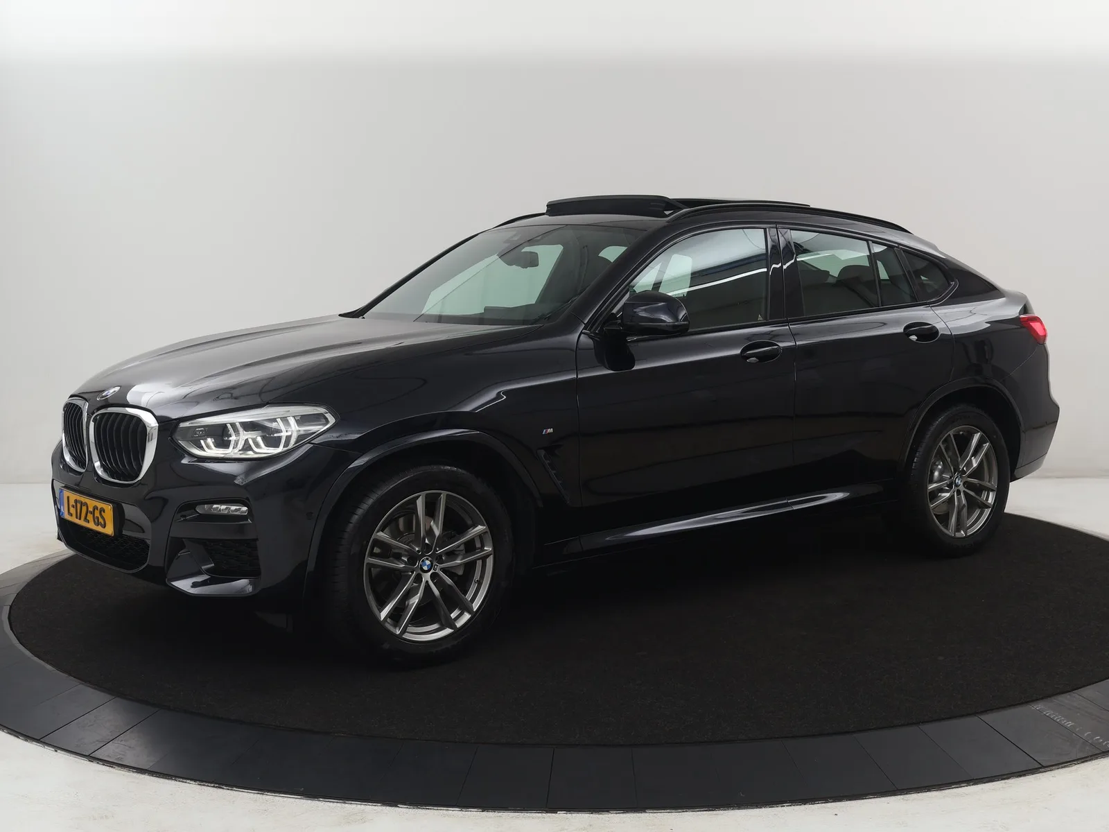 BMW X4 (2021) — foto 1