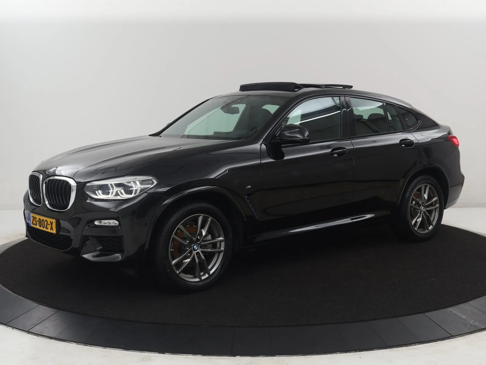 BMW X4 (2019) — foto 1