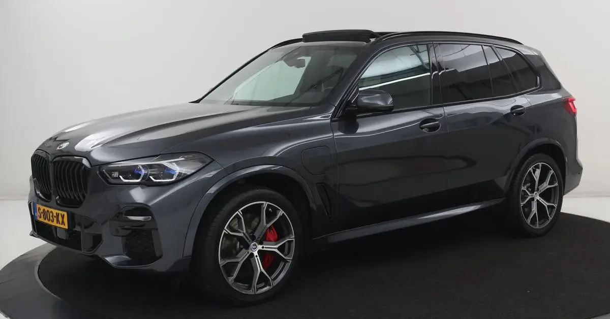BMW X5 (2022) — foto 1