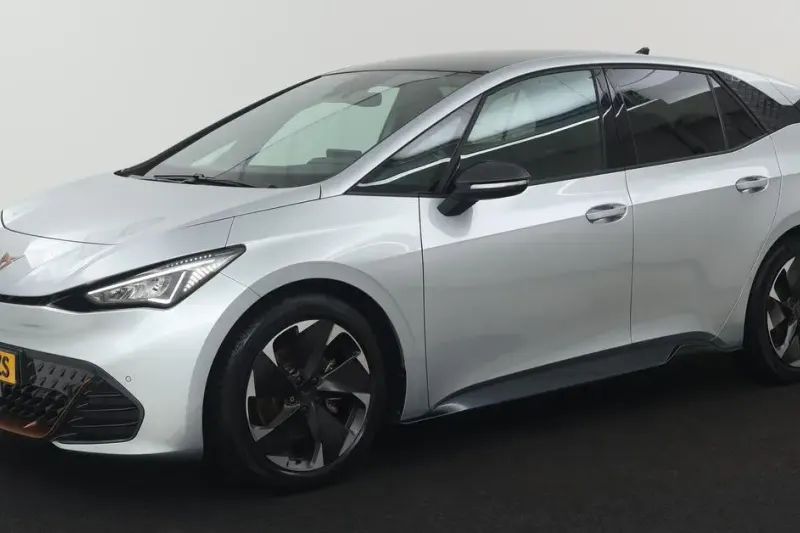 CUPRA Born (2022)