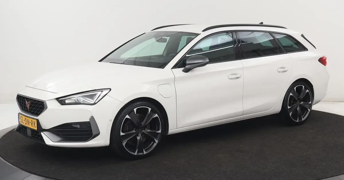 CUPRA Leon (2021) — foto 1