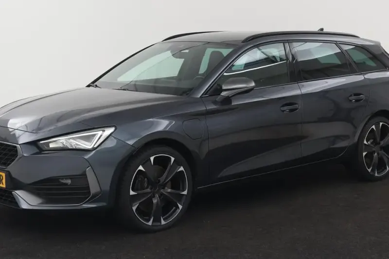 CUPRA Leon (2022)