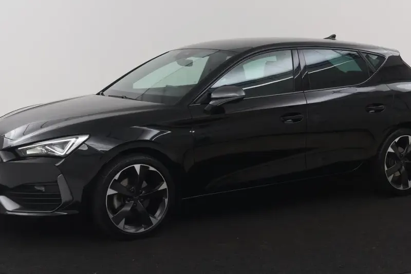CUPRA Leon (2023)