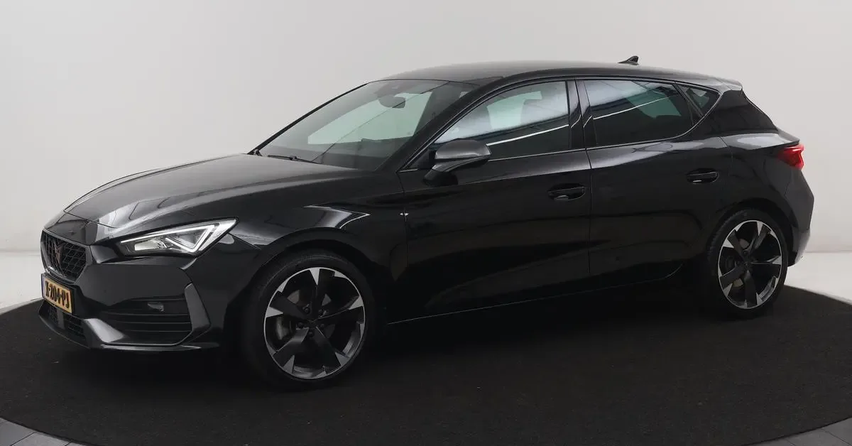 CUPRA Leon (2023) — foto 1