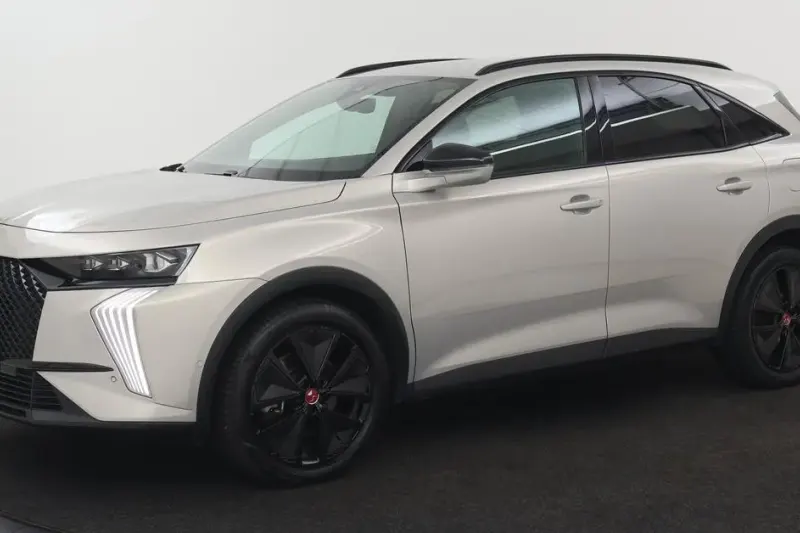 DS Ds (2023)
