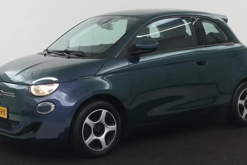 Fiat 500e (2022)