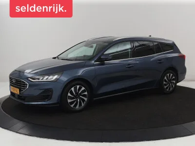 Ford Focus (2022) — foto 1