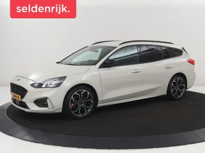 Ford Focus (2021) — foto 1